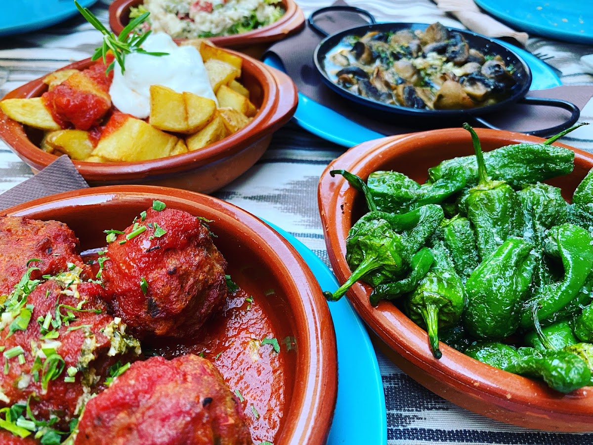 La Cocina - Tapas Restaurante Y Bar Sineu Photos 2